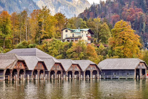 Gemeinde Schönau Landkreis Berchtesgadener_Land Königssee Bootshäuser (Dirschl Johann) Deutschland BGL